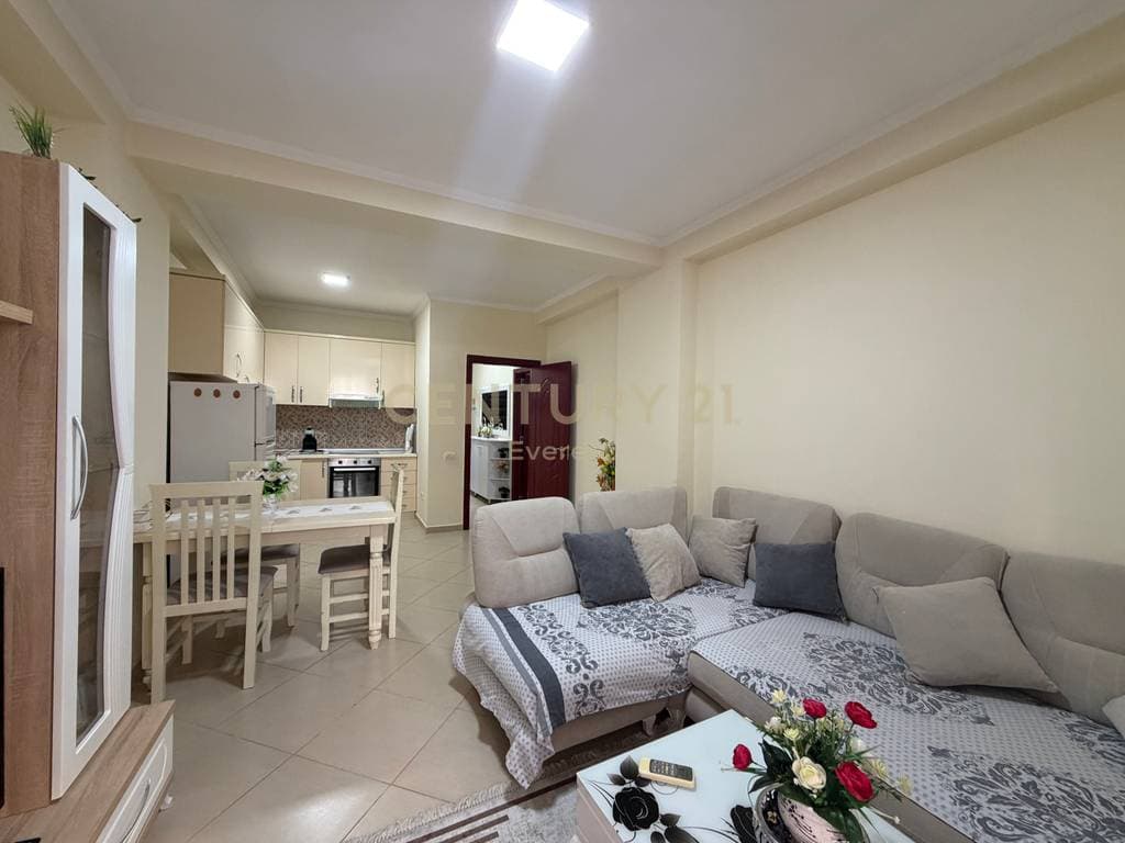 ASTIR, JAPIM ME QIRA APARTAMENT 1+1! 2