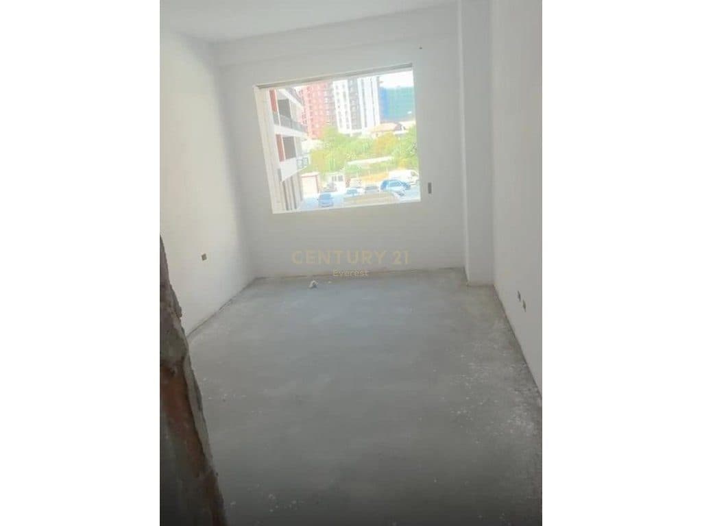 PASKUQAN, SHESIM APARTAMENT 2+1+2 4