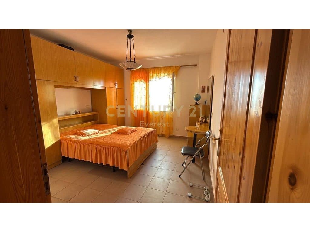 KRUJE, APARTMENT 3+1 FOR SALE
