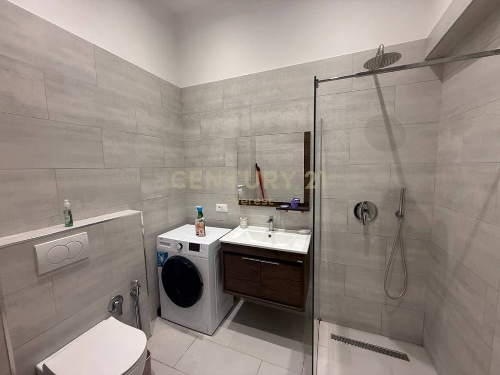 DURRES STREET, APARTMENT 2+1 FOR RENT 3