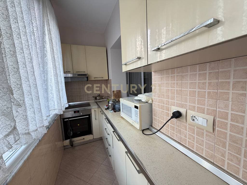 PORCELAN, JAPIM ME QIRA APARTAMENT 2+1 4