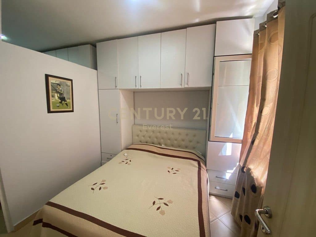 FRESKU RESTAURANT, SELLING 2+1 APARTMENT WITH VERANDA 4