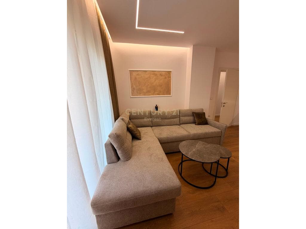 21 DHJETORI, SHESIM APARTAMENT 1+1 2