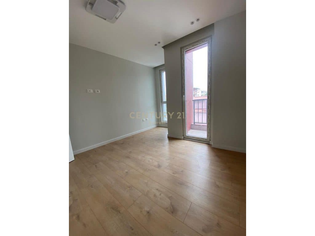 RRUGA SIRI KODRA, APARTAMENT 1+1 ME QIRA 3