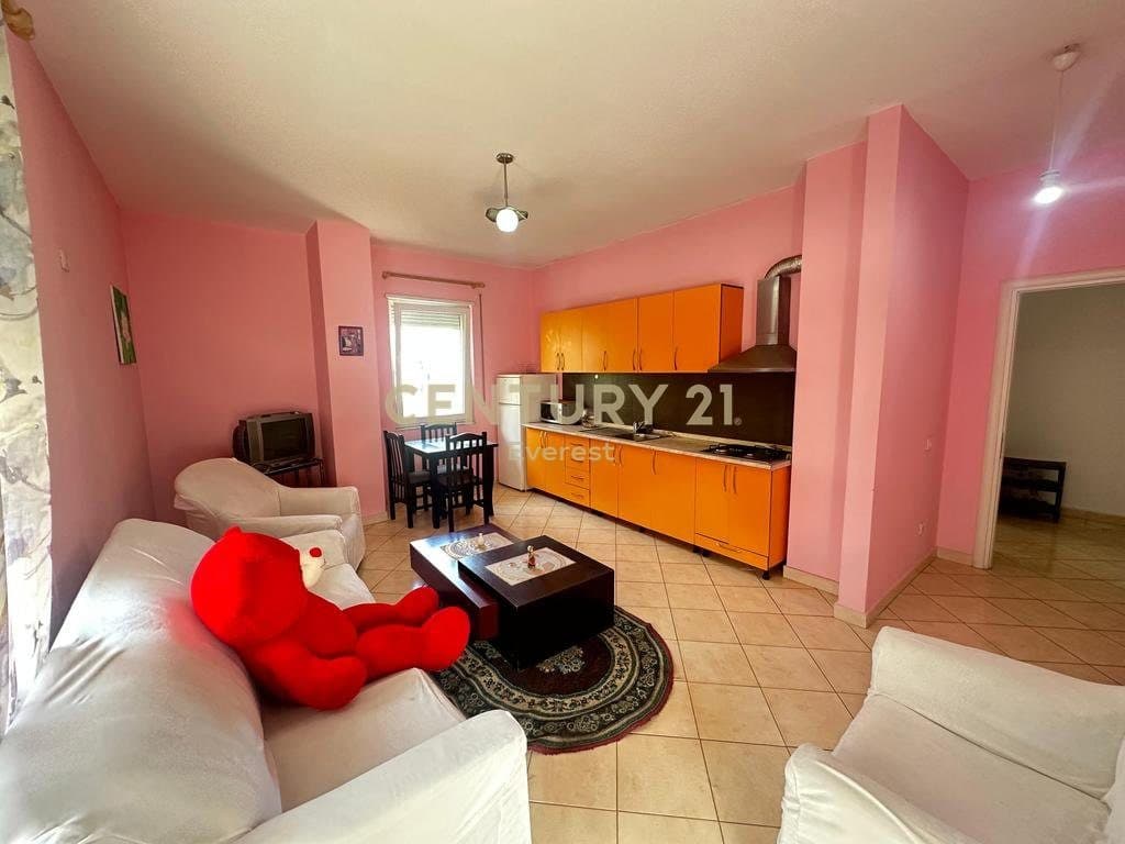 FRESKU, JAPIM ME QIRA APARTAMENT 2+1