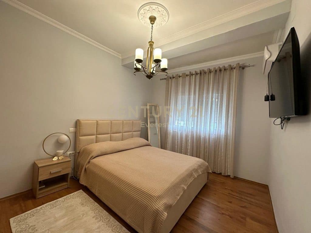 VASIL SHANTO, JAPIM ME QIRA APARTAMENT 3+1+2! 2