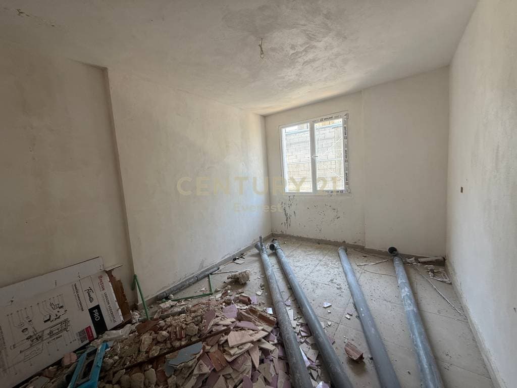 GOLEM, SHESIM APARTAMENT 2+1+2 - 950€/M2 4