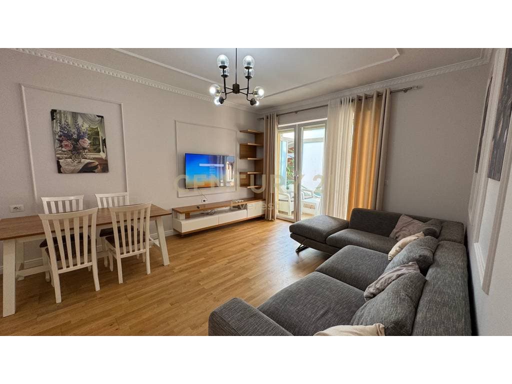 Shesim Apartament 3+1 me Post Parkimi – Kopshti Zoologjik, Rr. Eduart Mano