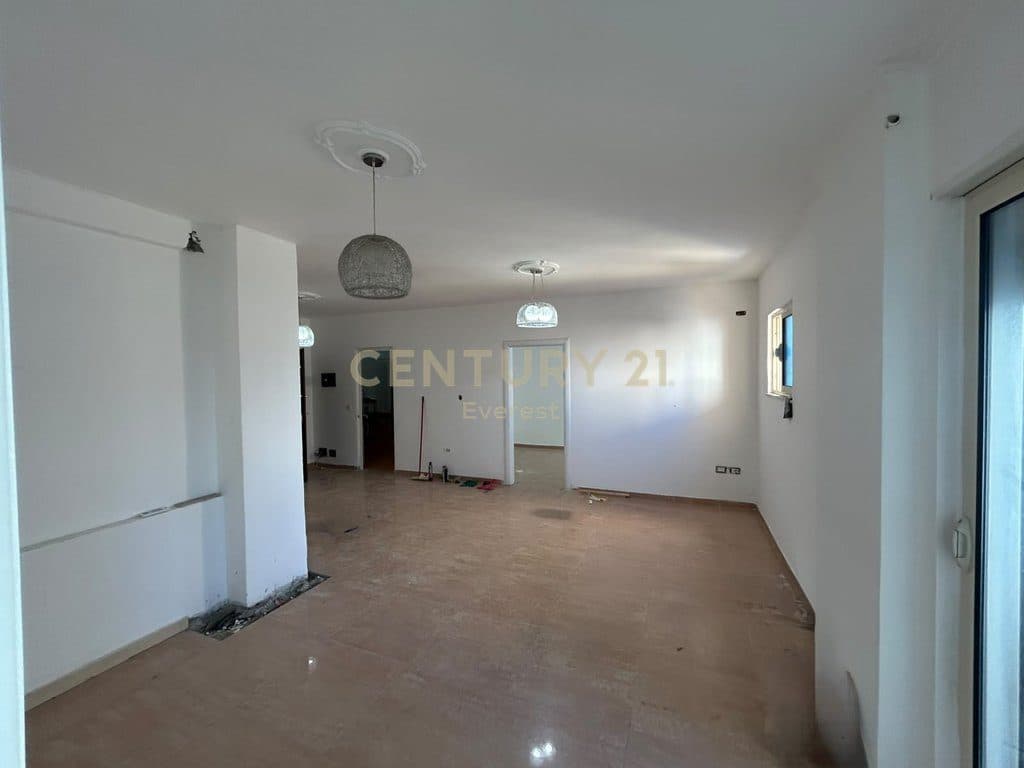 PERBALLE KOMLEKSIT FLORIDA--SHESIM APARTAMENT 2+1 2