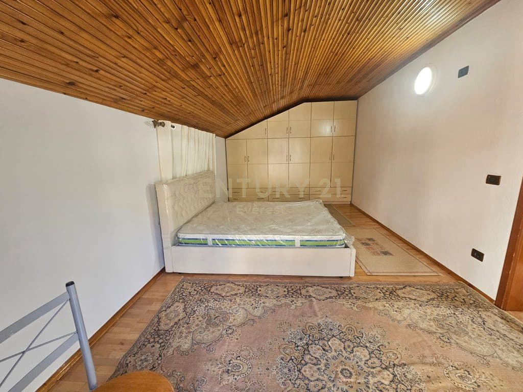 RESTORANT DURRESI, SHESIM DUPLEX 2+1+2 ME 100M2 BODRUM 2
