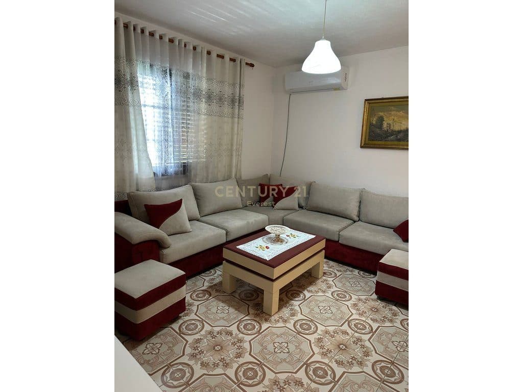 Behind the Aluna Complex, 2+1 apartment with parking for rent 2