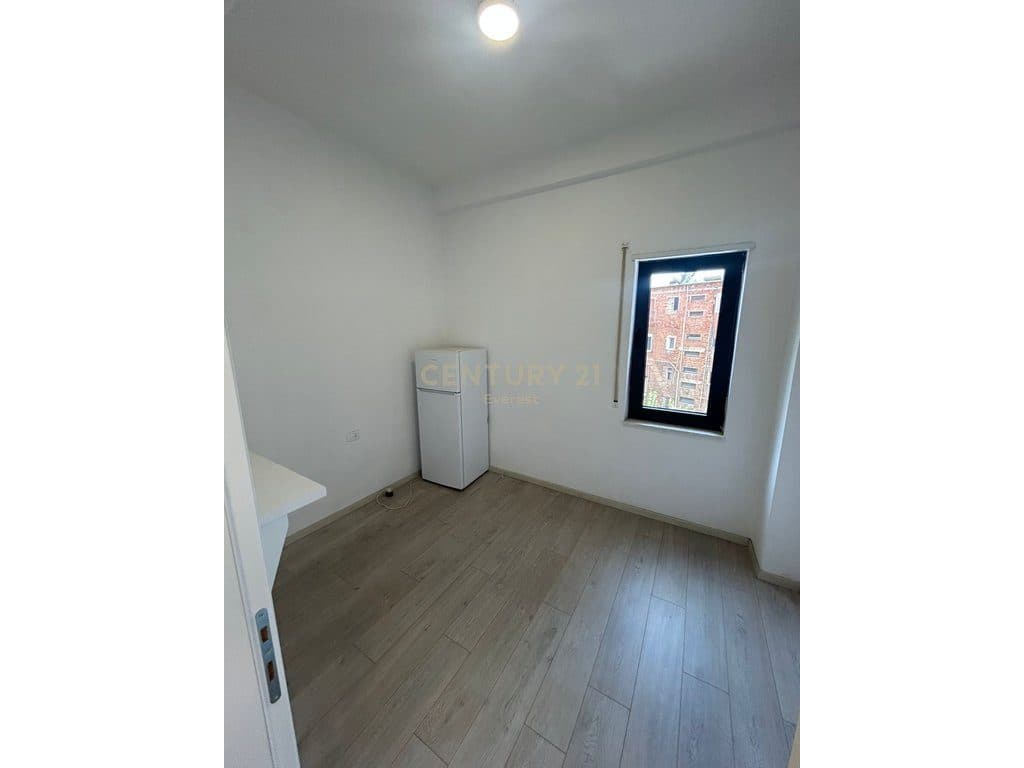 BLV. ZOGU I PARE, OFFICE FOR RENT