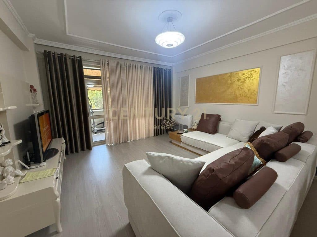 BLV. ZOGU I PARE, SHESIM APARTAMENT 2+1+2