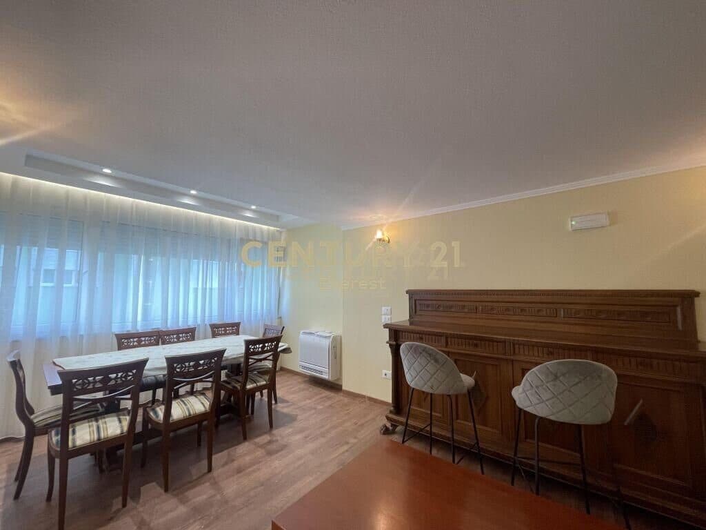 ISH BLLOKU, JAPIM APARTAMENT 2+1+2+KUZHINE E VECUAR PER QIRA! 4