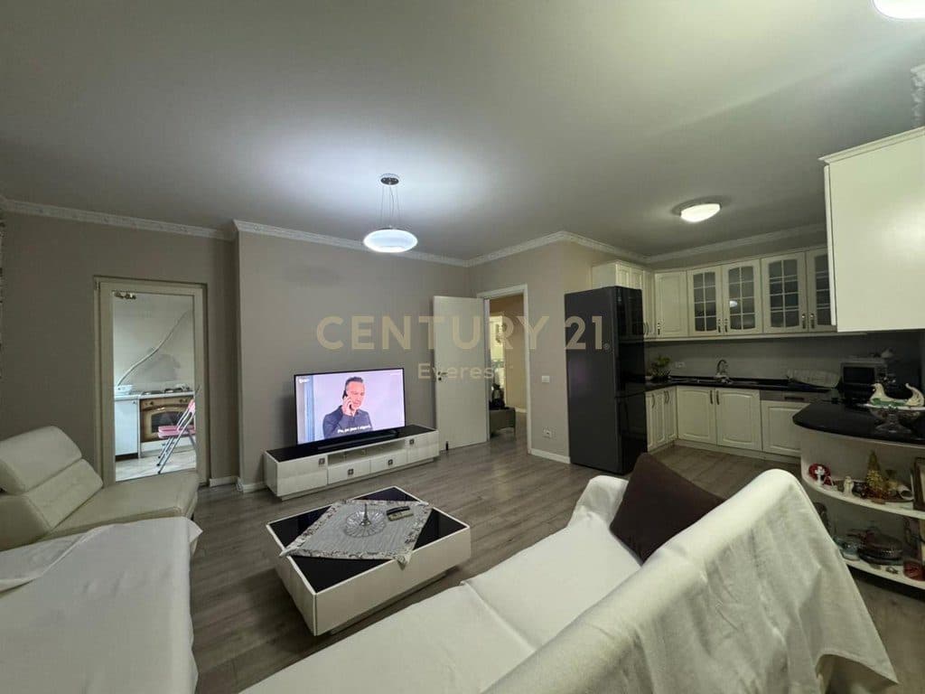 KOMPLEKSI USLUGA, SHESIM APARTAMENT 2+1+2 3