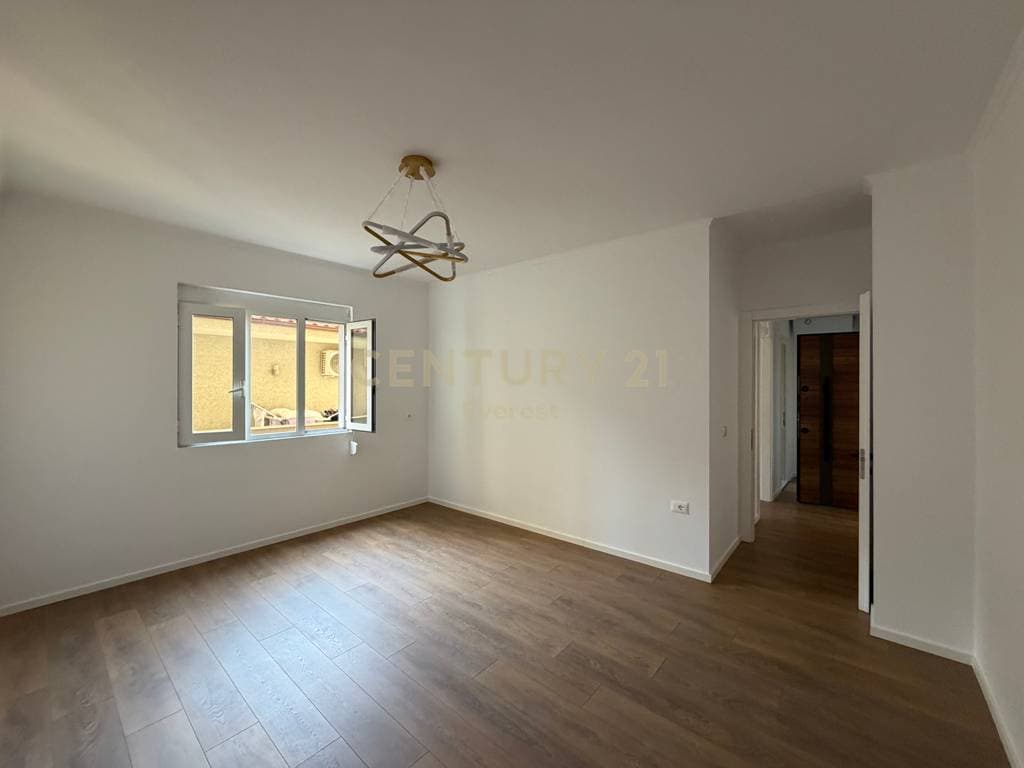 LAPRAKE, SHESIM APARTAMENT 1+1