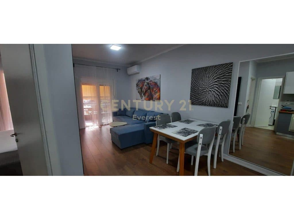 TURIZEM, SHESIM APARTAMENT 1+1 2