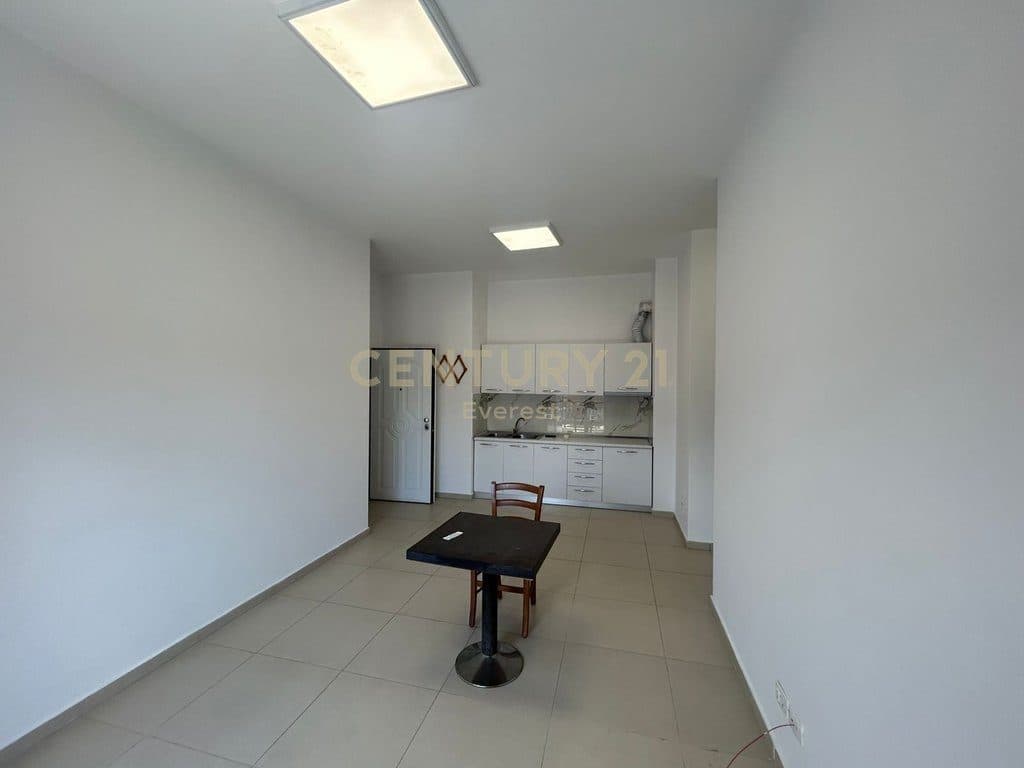 BLV. ZOGU I PARE, OFFICE FOR RENT