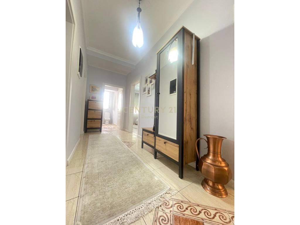 VASIL SHANTO, JAPIM ME QIRA APARTAMENT 3+1+2! 4
