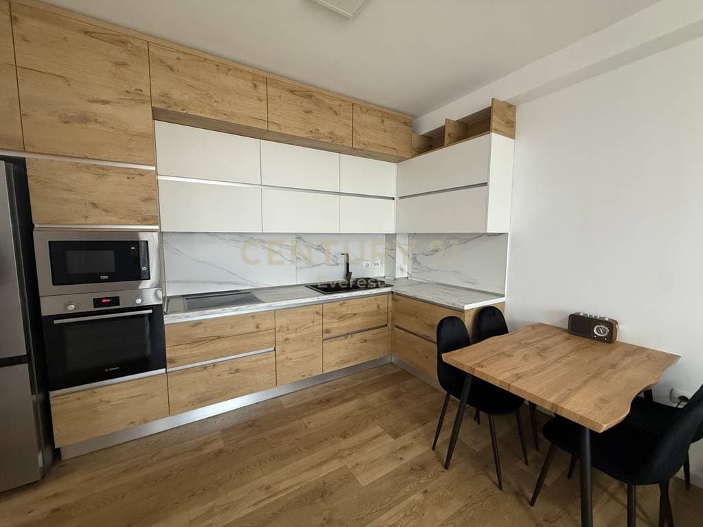 HIPOTEKA, APARTAMENT 2+1+2 PER QIRA 4