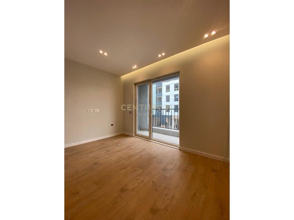RRUGA SIRI KODRA, APARTAMENT 1+1 ME QIRA 4