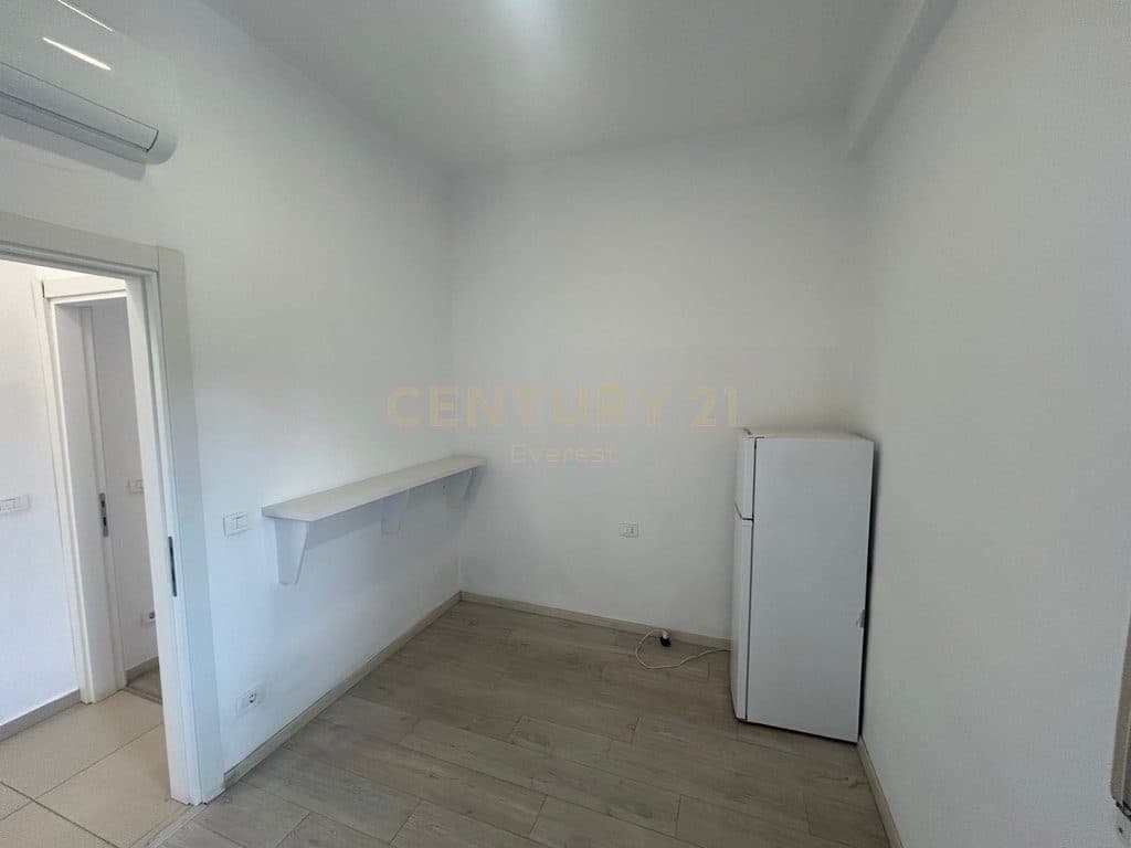 BLV. ZOGU I PARE, OFFICE FOR RENT