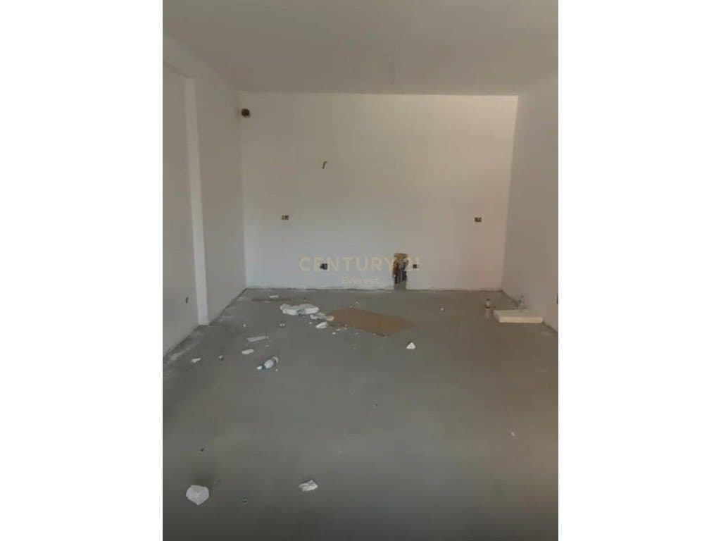 PASKUQAN, SHESIM APARTAMENT 2+1+2 2