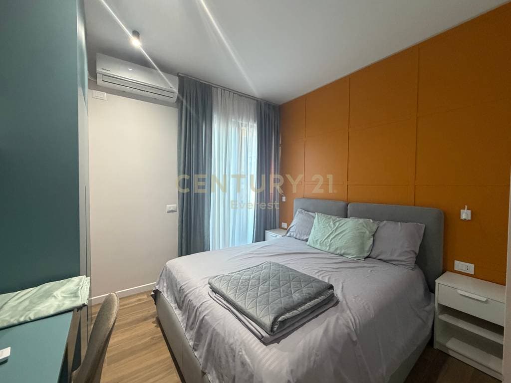 Rruga Siri Kodra, Japim apartament 1+1 per qera! 4