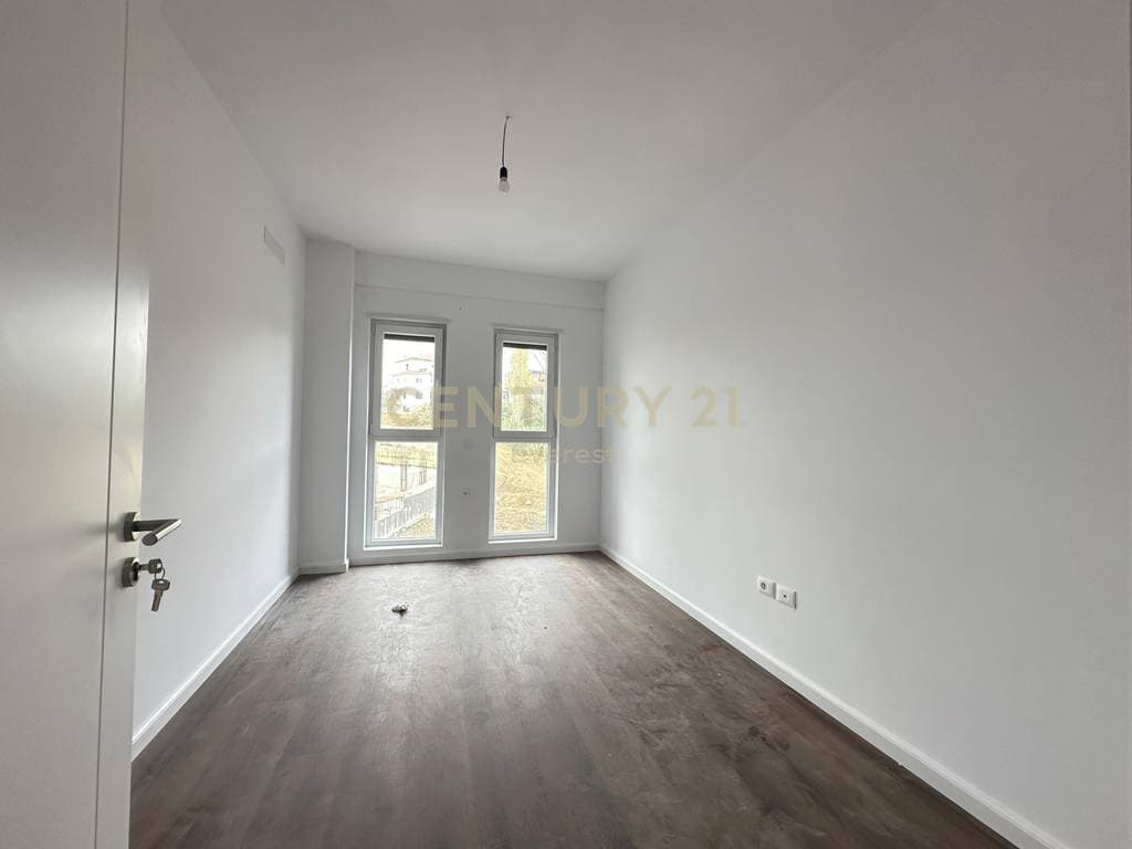 Paskuqan, Shesim apartament 2+1+2 2