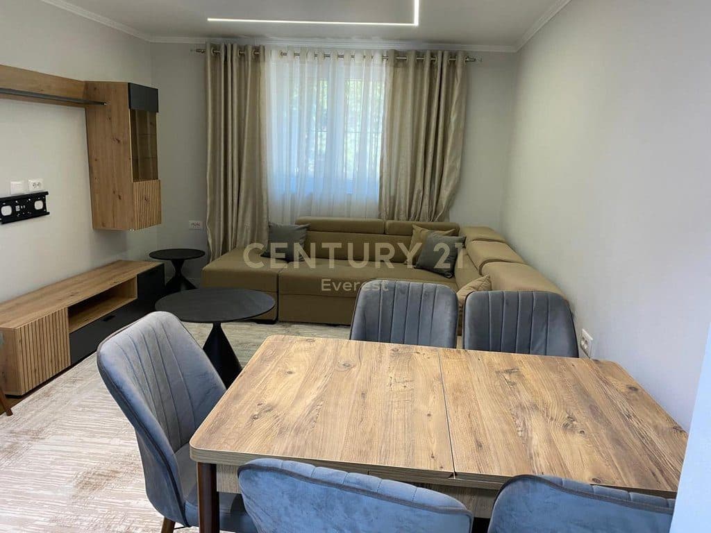 CENTER, APARTMENT 2+1 FOR RENT