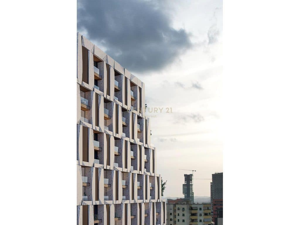 RRUGA BARDHYL – SHESIM APARTAMENT 2+1 2