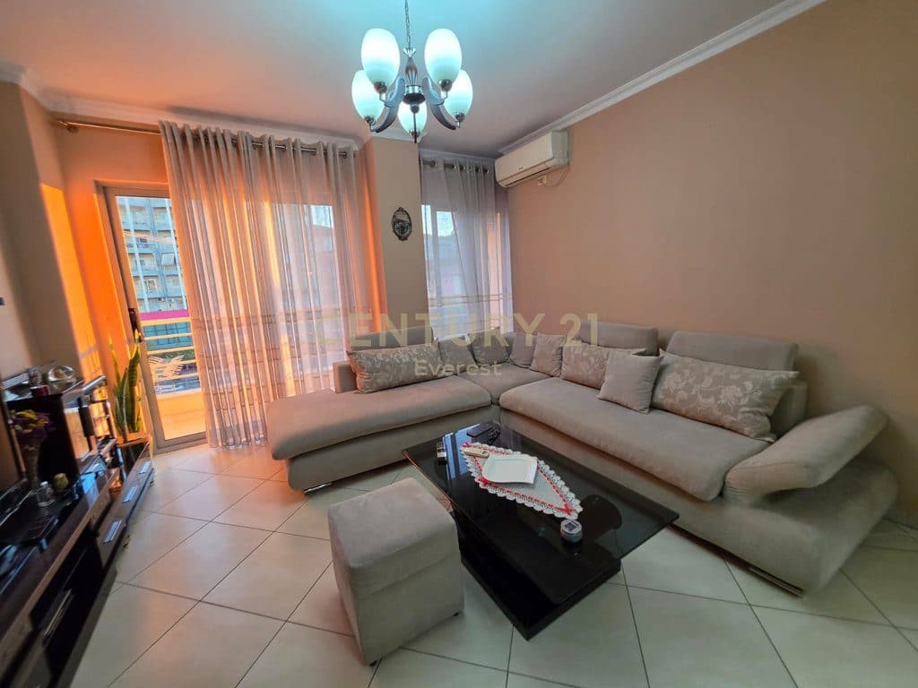 KOMUNA E PARISIT, SHESIM APARTAMENT 2+1 2