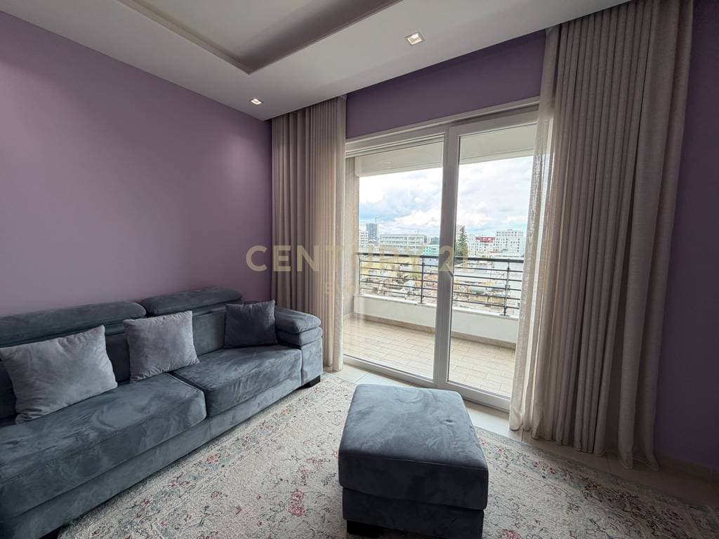 ISH RESTORANT DURRESI - 2+1+2 APARTMENT FOR SALE 4