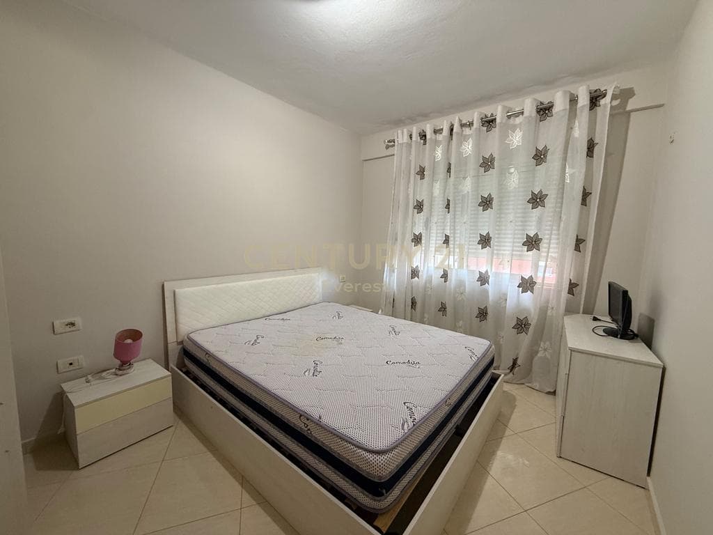 LIQENI I THATE, APARTMENT 2+1 FOR RENT 4