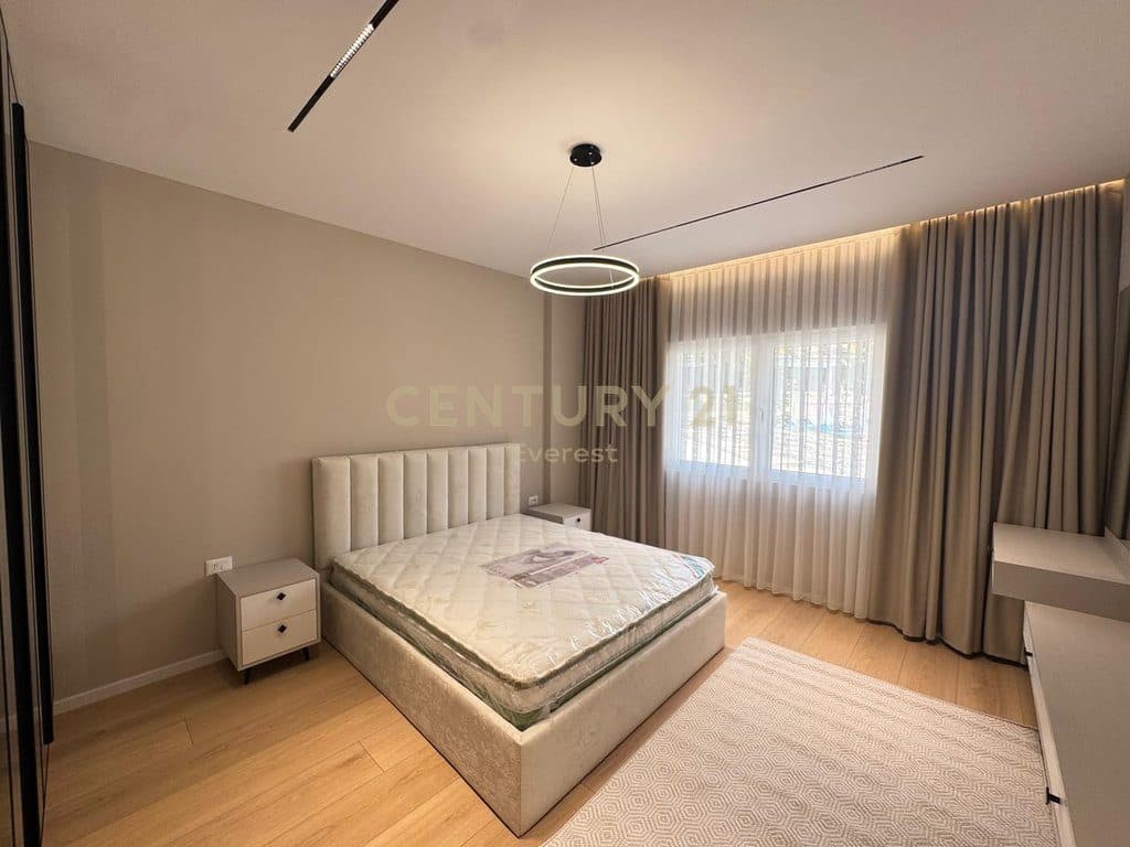 RESIDENCA LAKE LAND, JAPIM ME QIRA APARTAMENT 2+1+POST PARKIMI 4