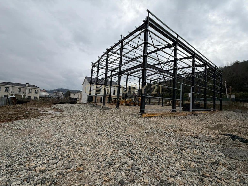 PRUSH, WAREHOUSE FOR RENT 3