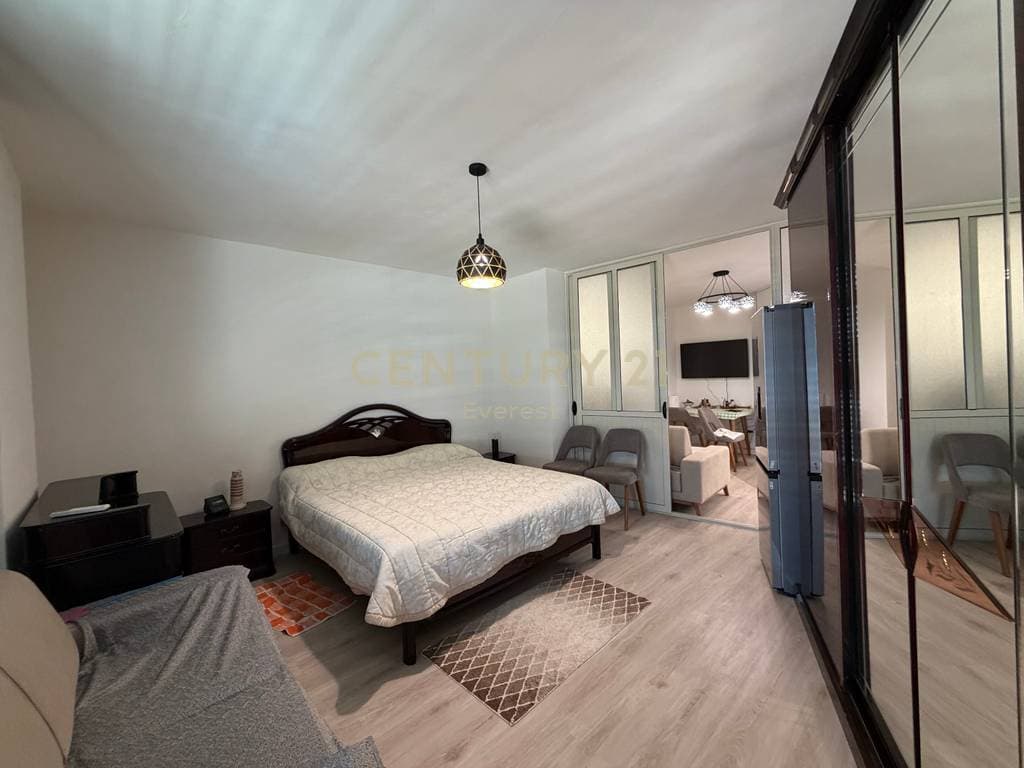 SHKEMBI I KAVAJES, SHESIM APARTAMENT 2+1+GARAZH 4