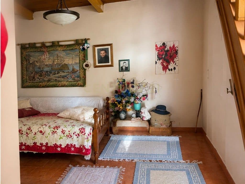 SHITET SHTËPI PRIVATE – VUNO, VLORË