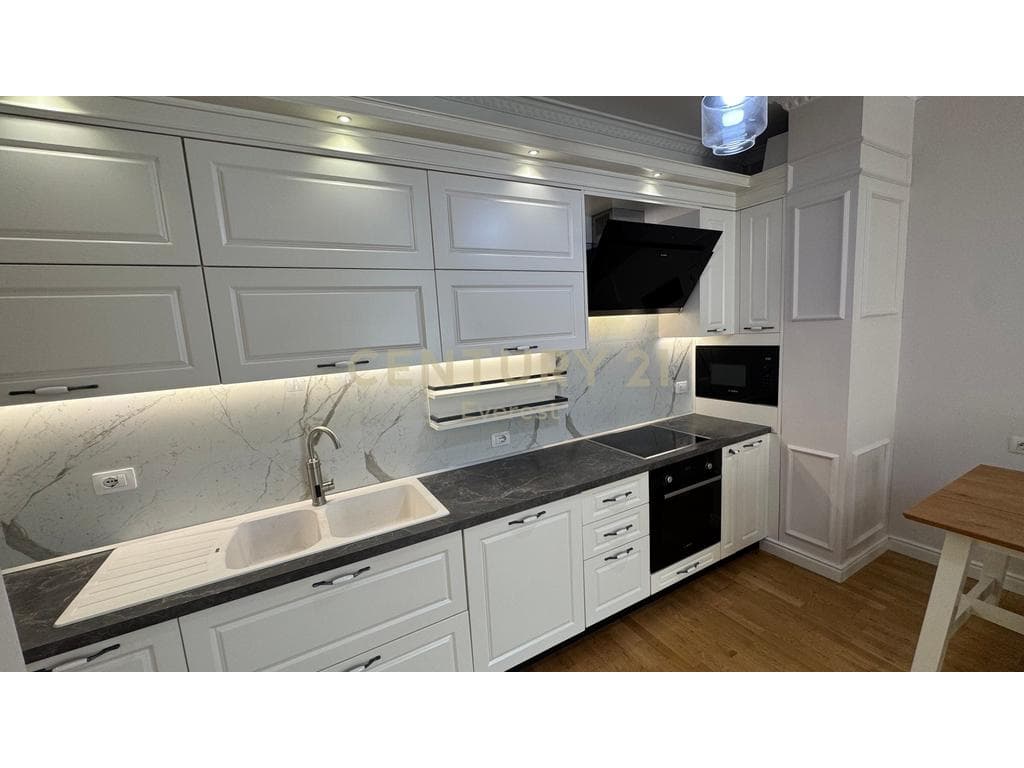 Shesim Apartament 3+1 me Post Parkimi – Kopshti Zoologjik, Rr. Eduart Mano 3