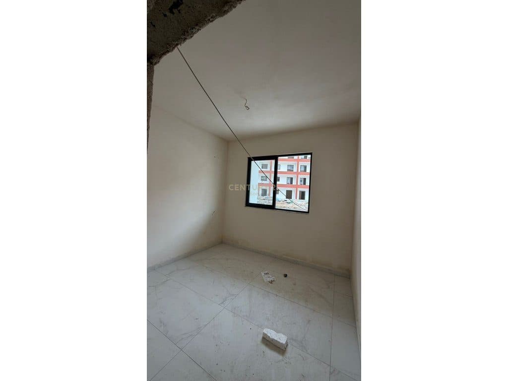 SHITET APARTAMENT 1+1 ME OBORR, TEK REZIDENCA EON NE GOLEM ! 4
