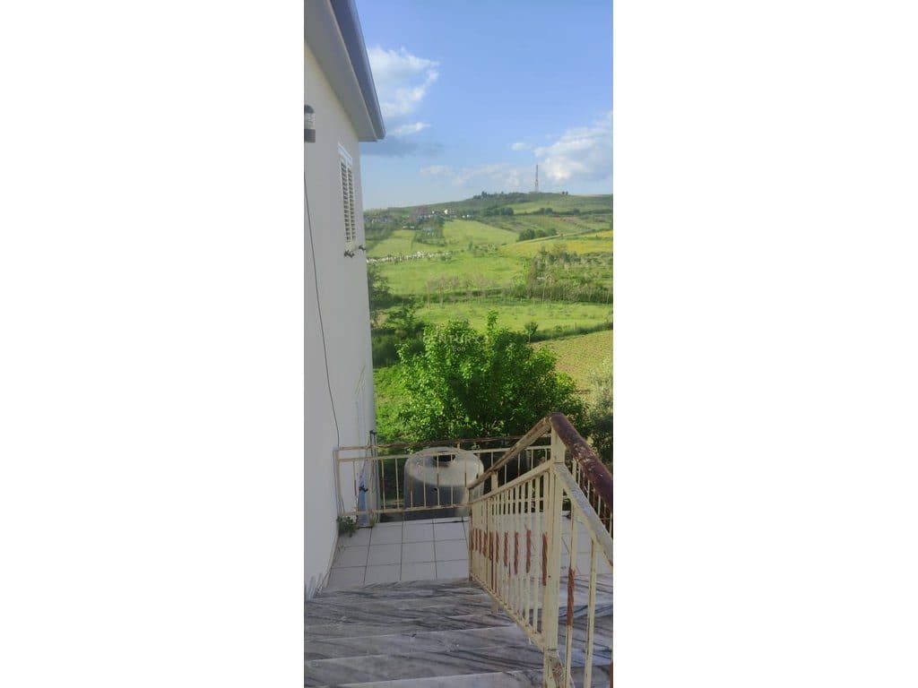 SHITET SHTEPI PRIVATE NE SHIJAK ( DURRES ) !! 3