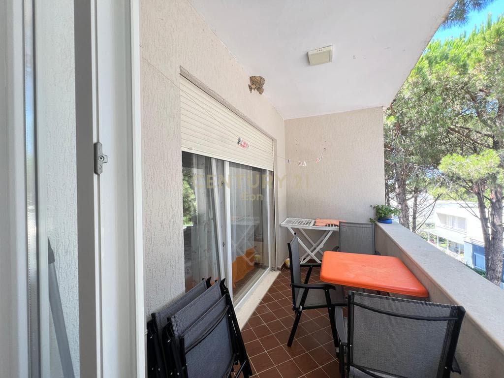 Shitet Apartament 1+1, Kompleksi Lura, Gjirin e Lalzit ! 2