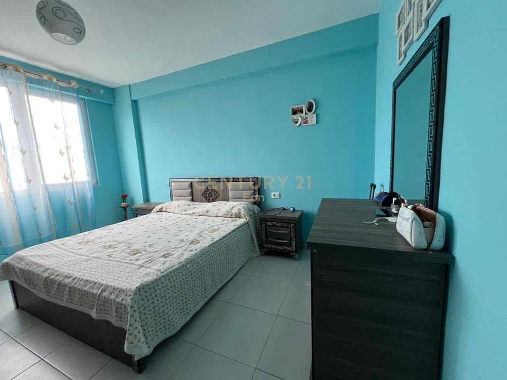 Apartament 3+1+2 Me Qira tek Spitali, Durrës ! 4