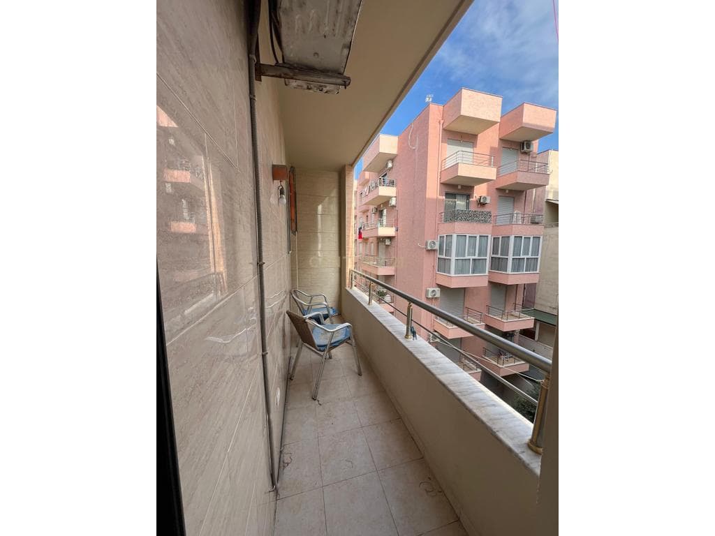 1+1 apartament me qira në Plazh, Durrës ! 4