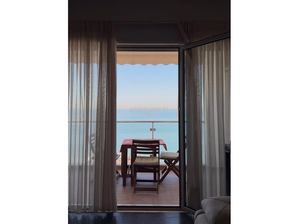 SHITET APARTAMENT 2+1 ME PAMJE BALLORE DETI – SHKËMBI I KAVAJËS