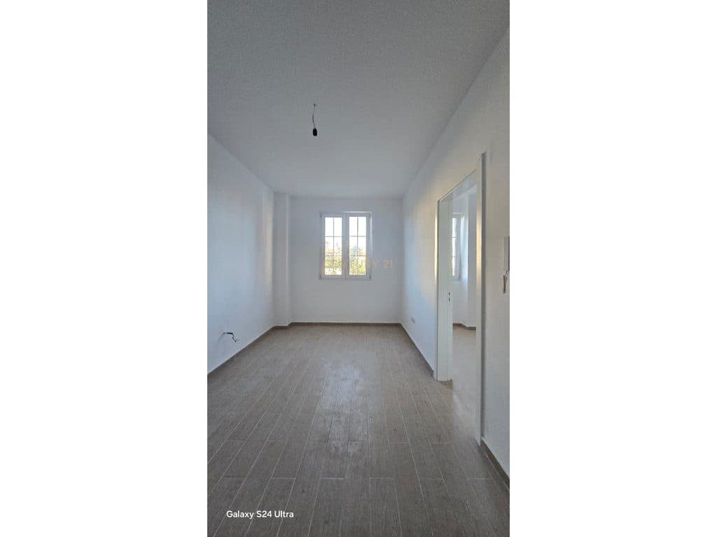 Shitet Apartament 1+1 në Spitalle, Durrës !