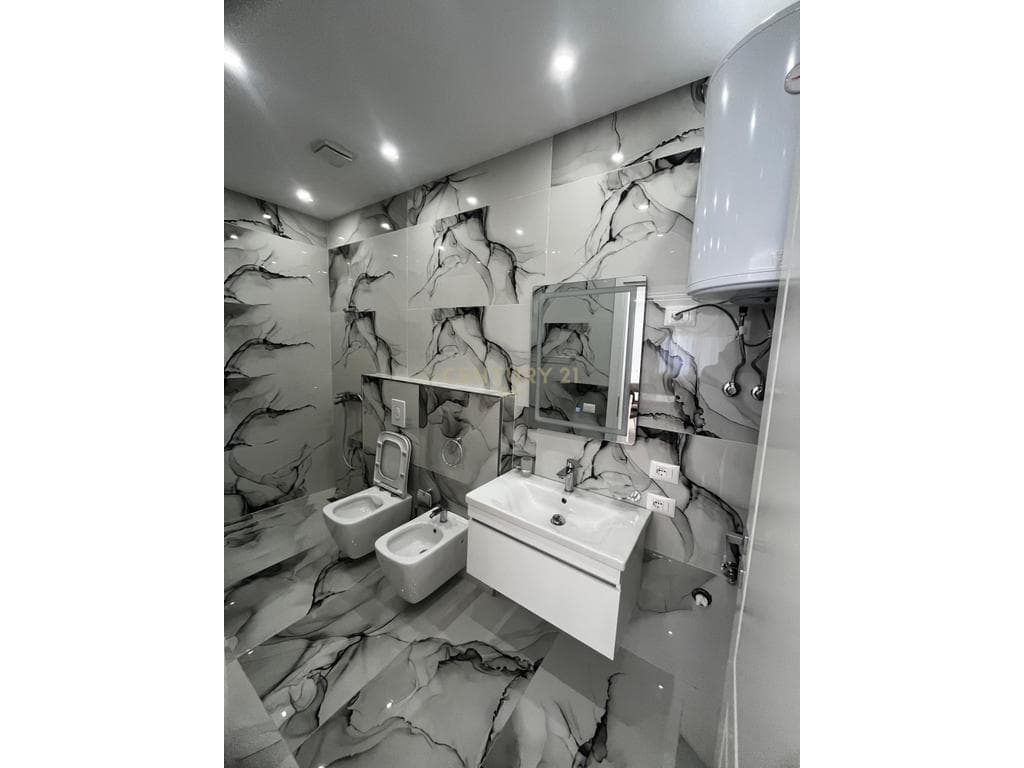Apartament 1+1 Me Qira në Qendër Golem, Durrës ! 4
