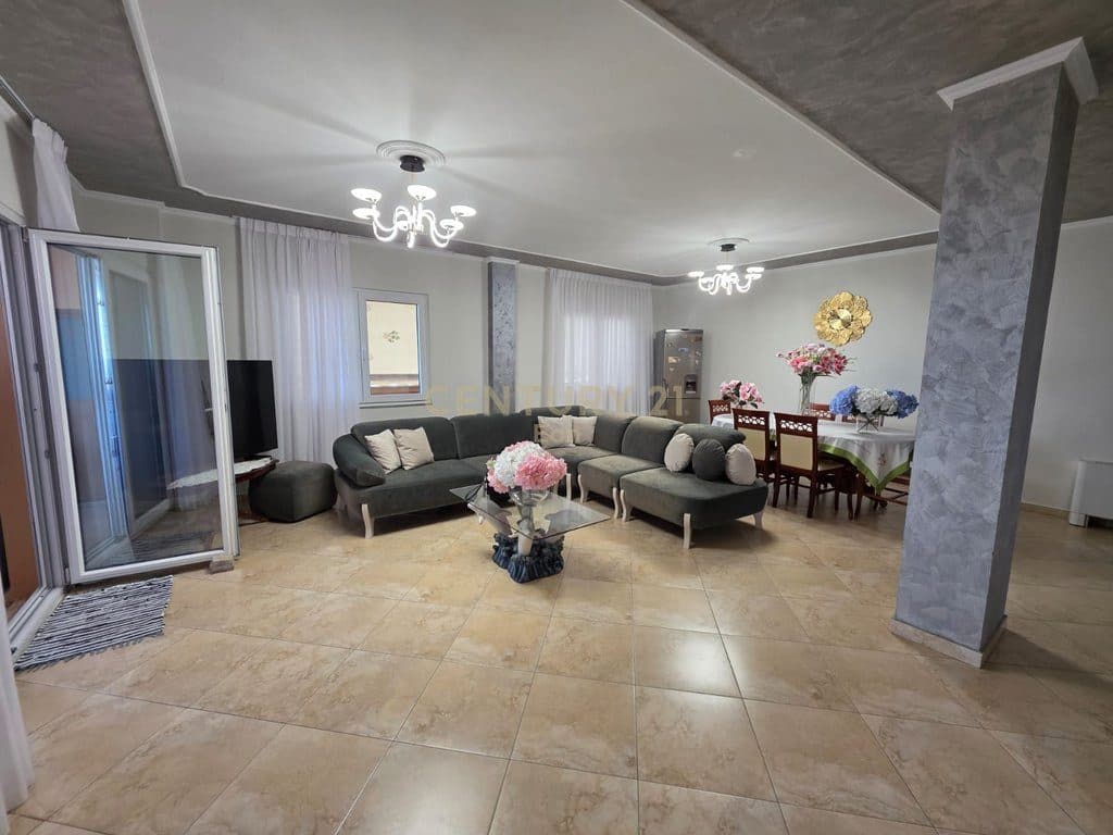 Penthouse ne Shitje, Durres Lagja Nr. 6 ! 4