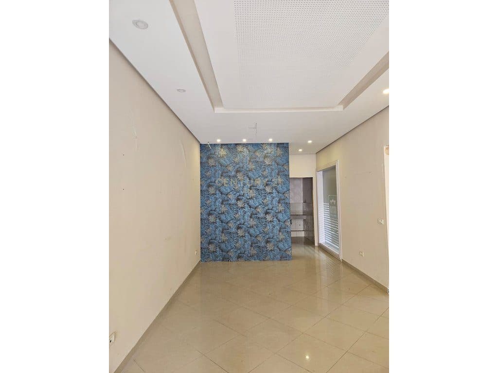 Zyrë Me Qira në Durrës - 850€ | 91 m²