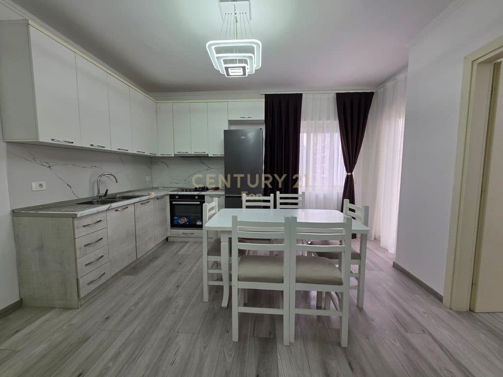 Apartament 2+1 Me Qera Në Durrës, Ish Fabrika e Bukës ! 2